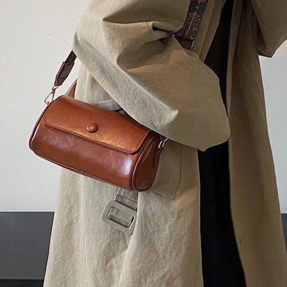 Retroluxebag™ The Classic Artisan Leather Crossbody Bag